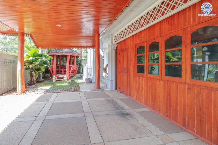 บ้านเดี่ยวมือสองแปลงมุม! โครงการ มณีรินทร์พาร์ค ราชพฤกษ์-ท่าอิฐ คุณภาพจากแบรนด์ *พร็อพเพอร์ตี้ เพอร์เฟค * เนื้อที่ 64.40 ตร.ว. ฟังก์ชัน 3 ห้องนอน 3 ห้องน้ำ บ้านสวยพร้อมต่อเติมเต็มพื้นที่ ทำเลเดินทางสะดวก เชื่อมต่อถนน รัตนาธิเบศร์ ,ถนนราชพฤกษ์ ใกล้รถไฟฟ้า "สถานีบางรักน้อยท่าอิฐ"...